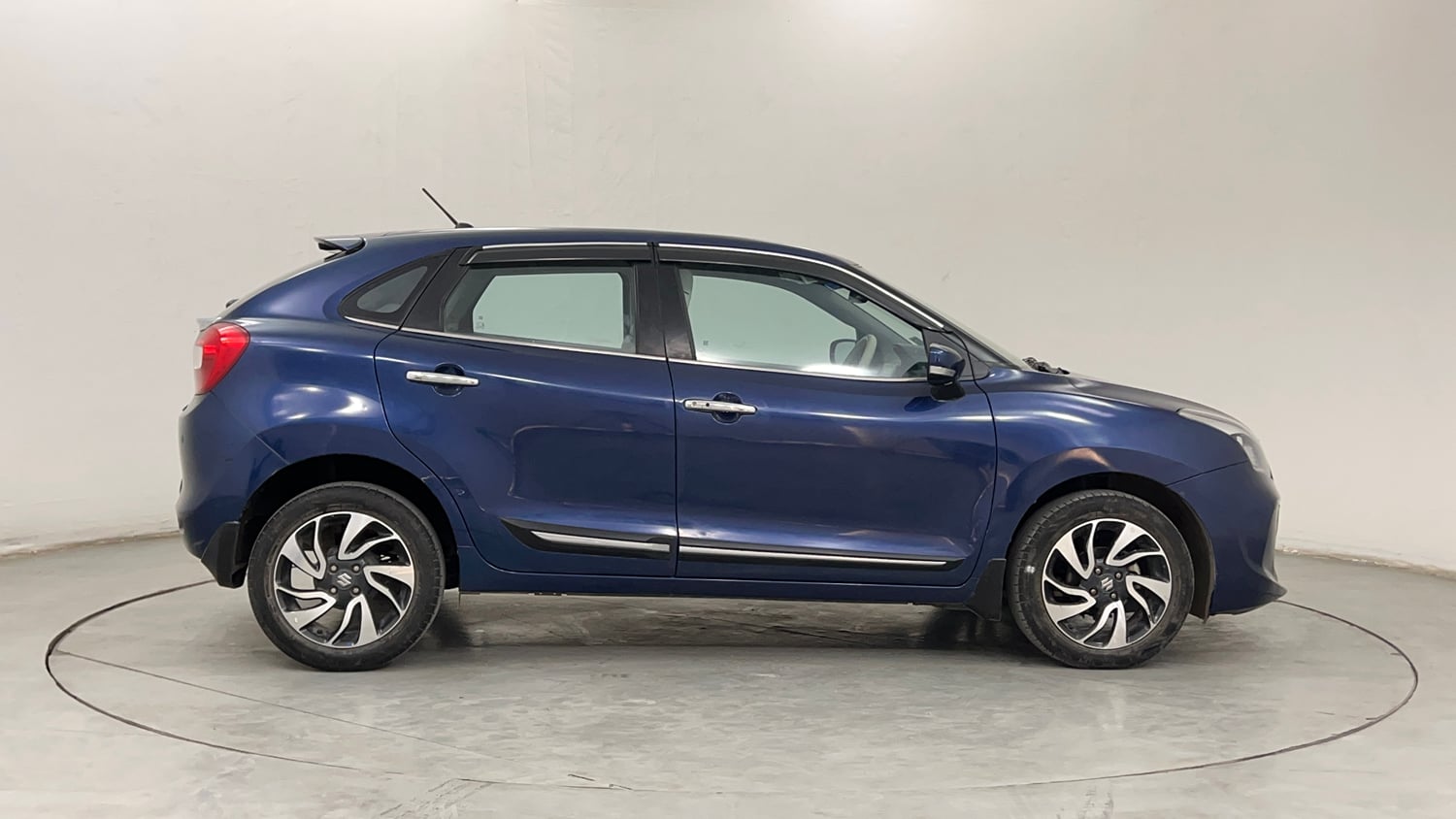 Used 2021 Maruti Suzuki Baleno Zeta Automatic Petrol Automatic exterior RIGHT SIDE VIEW
