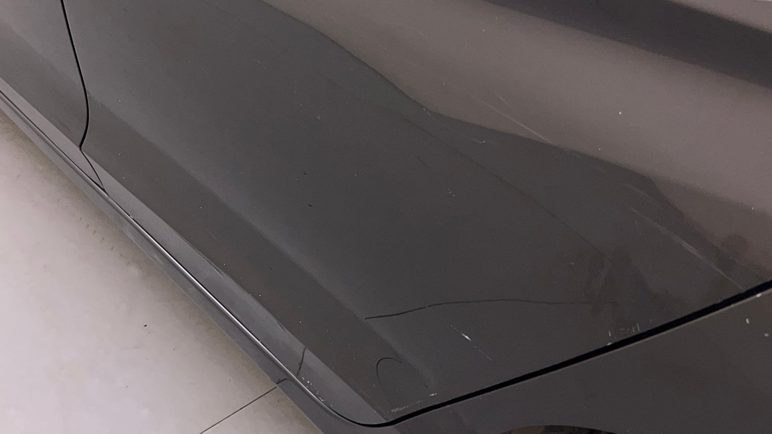 Used 2016 Honda City V Petrol Manual dents MINOR DENT