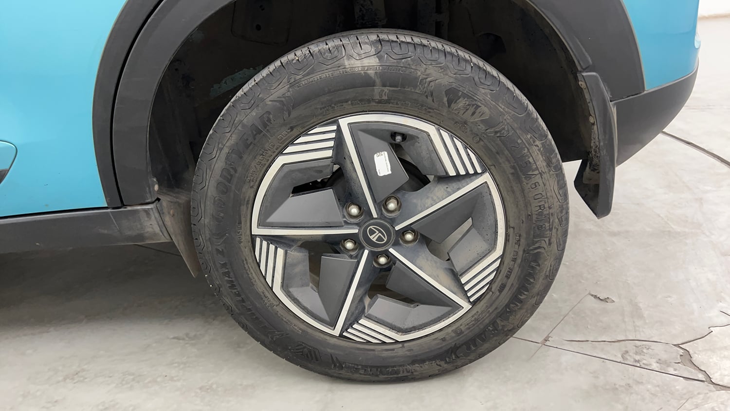 Used 2024 Tata Nexon Creative 1.2 Revotron Petrol 6AMT DT Petrol Automatic tyres LEFT REAR TYRE RIM VIEW