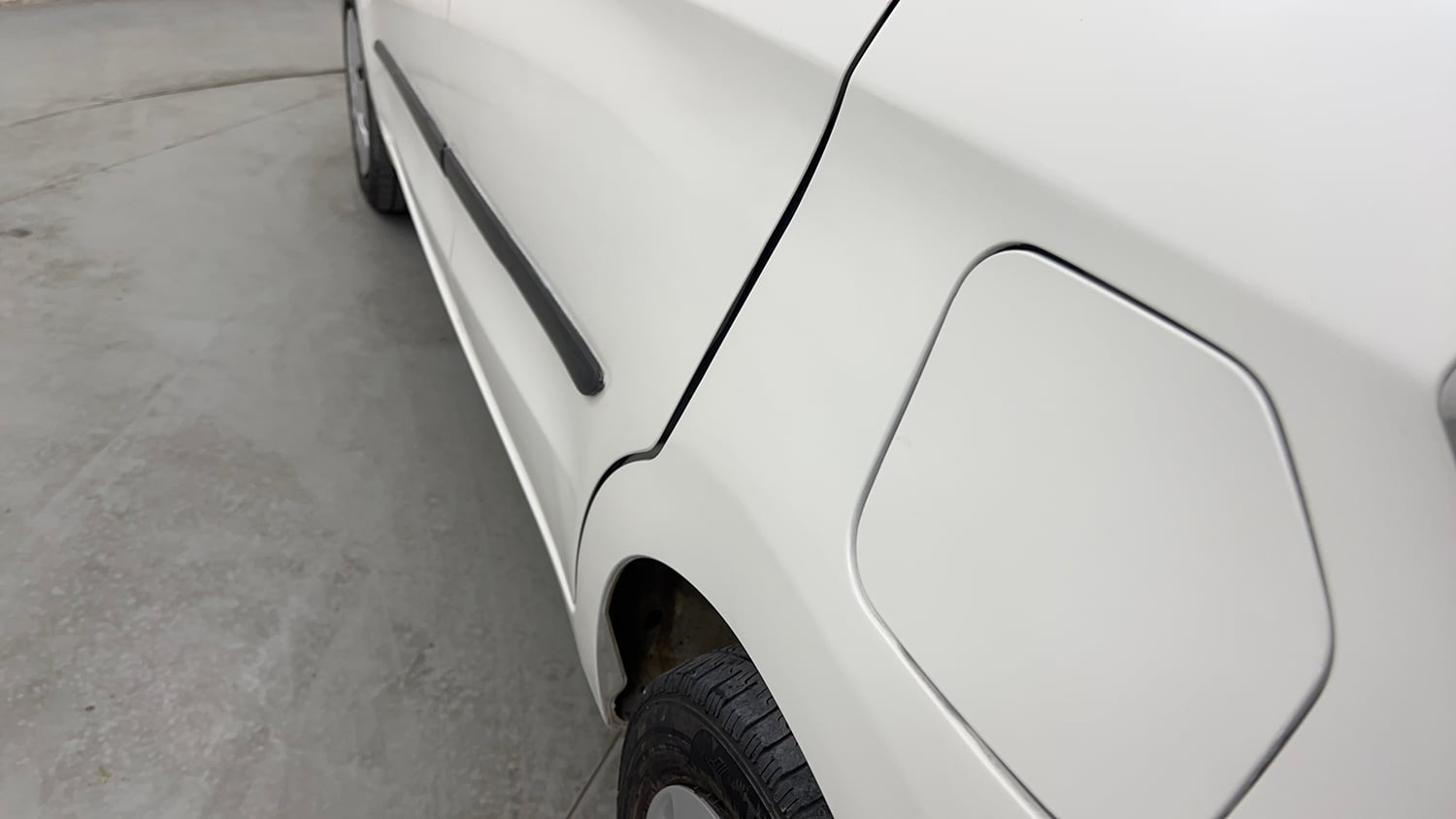 Used 2016 Maruti Suzuki Celerio ZXi AMT Petrol Automatic dents MINOR SCRATCH