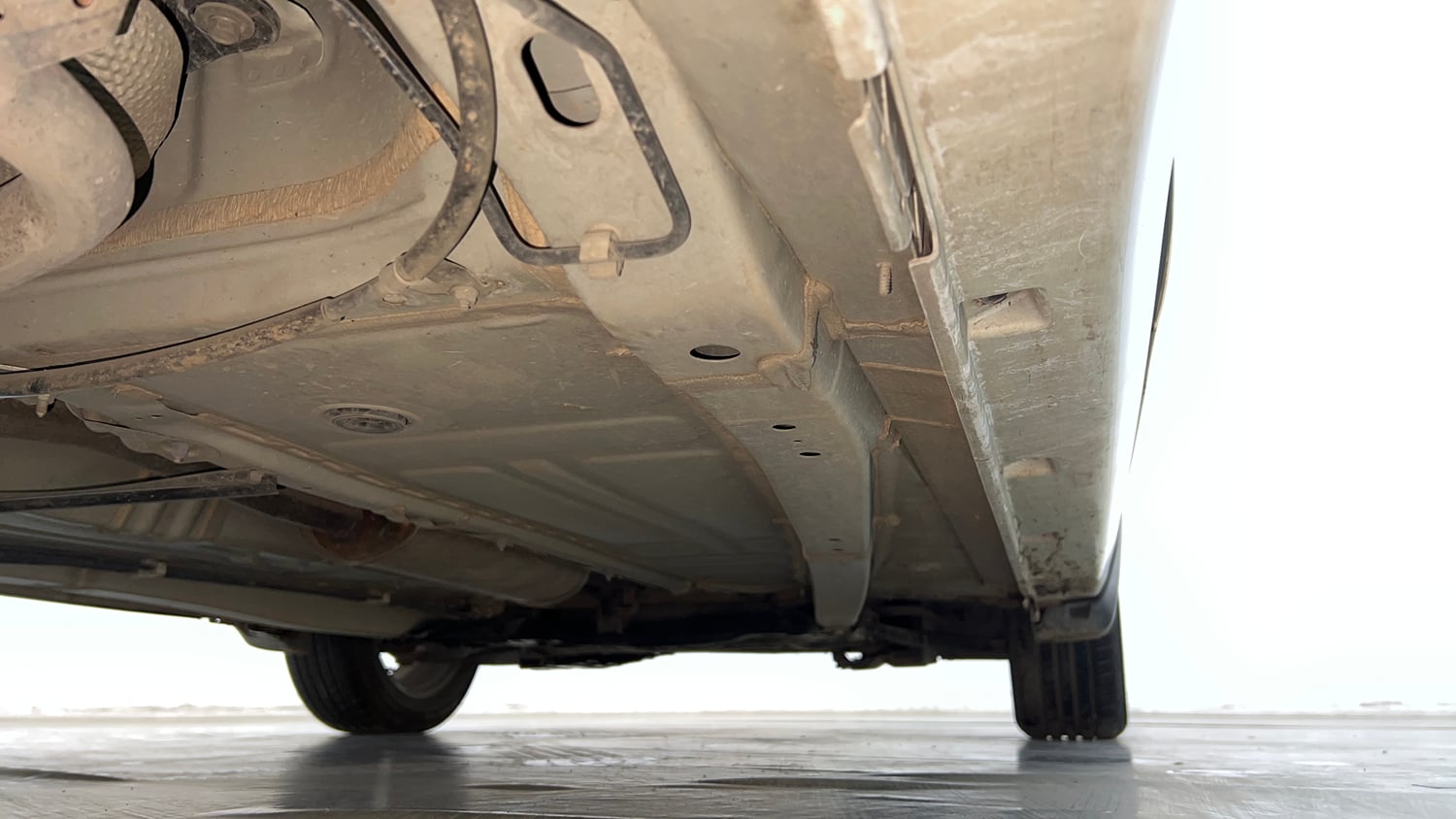Used 2021 Maruti Suzuki Baleno Zeta Petrol Manual extra REAR RIGHT UNDERBODY VIEW