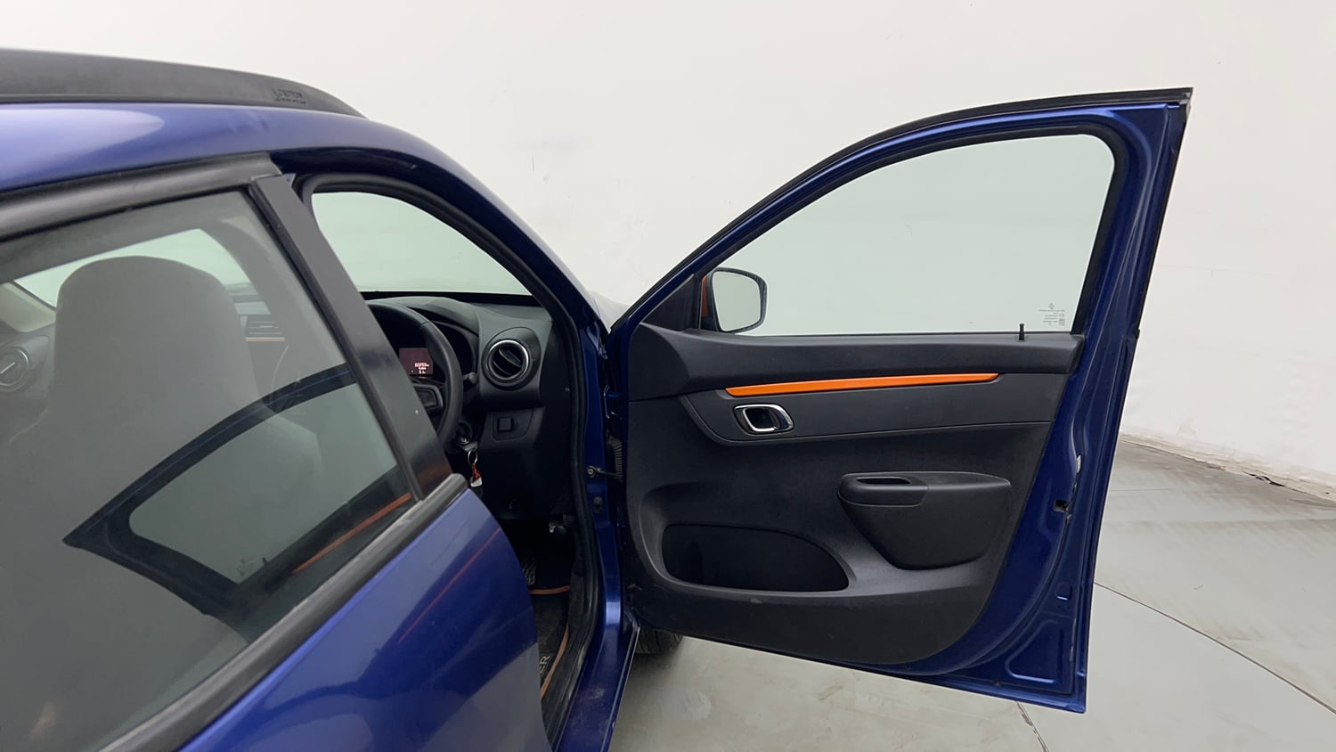 Used 2020 Renault Kwid CLIMBER 1.0 AMT Opt Petrol Automatic interior RIGHT FRONT DOOR OPEN VIEW