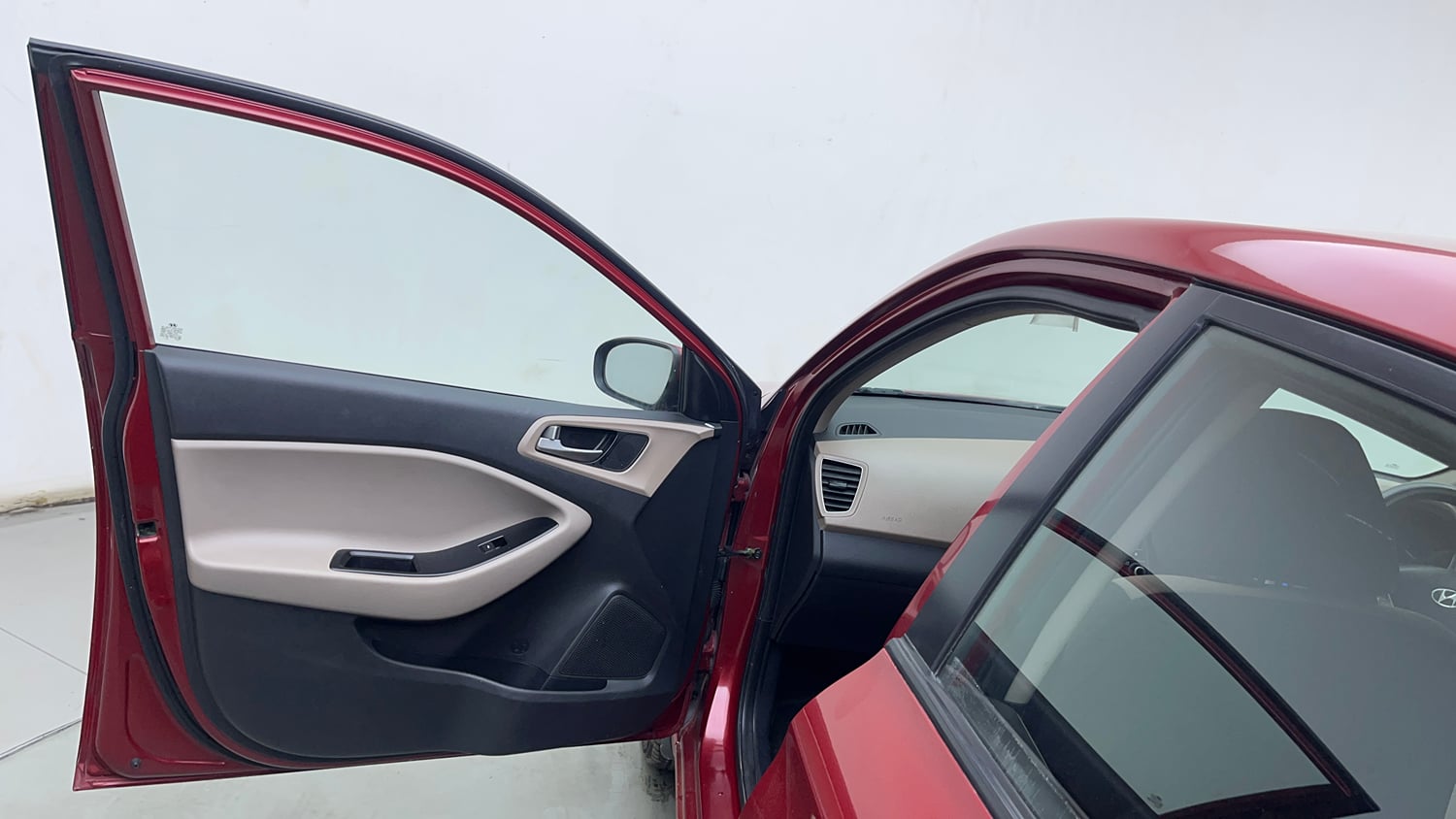 Used 2019 Hyundai Elite i20 Asta 1.2 (O) Petrol Manual interior LEFT FRONT DOOR OPEN VIEW