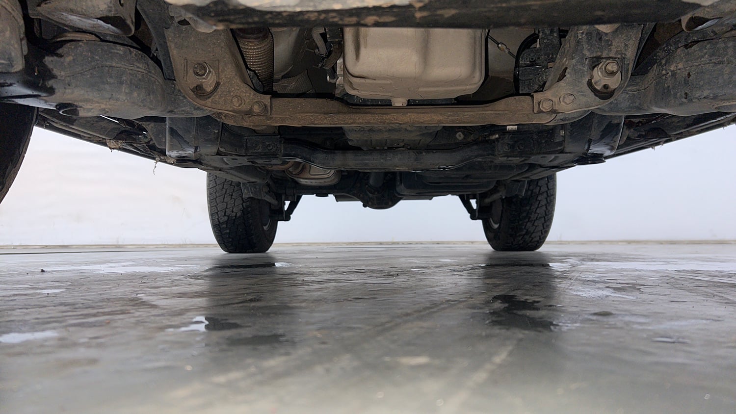 Used 2024 Mahindra Thar LX Hard Top Petrol AT RWD Petrol Automatic extra FRONT LEFT UNDERBODY VIEW