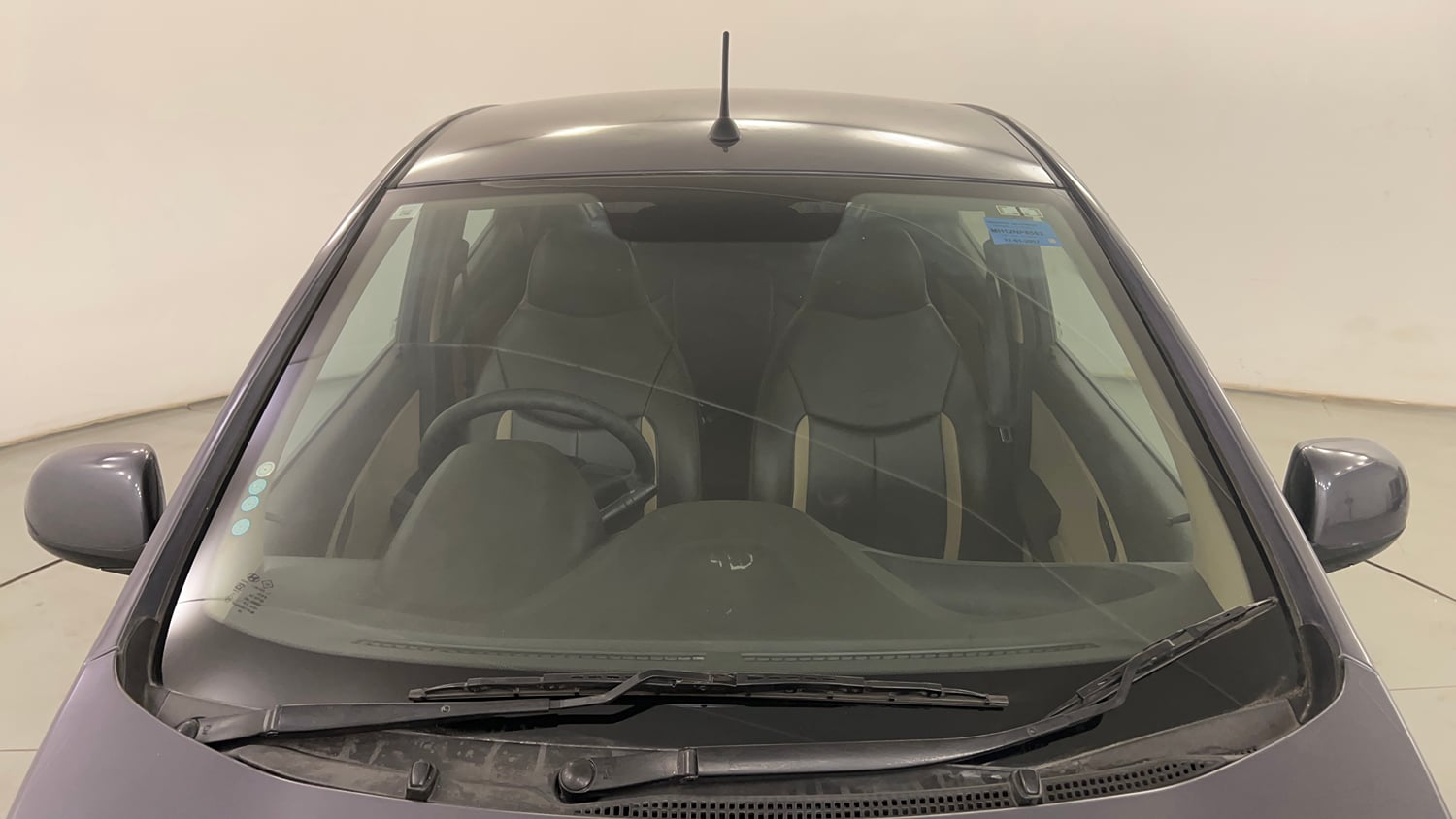 Used 2017 Hyundai Eon Magna Petrol Manual exterior FRONT WINDSHIELD VIEW