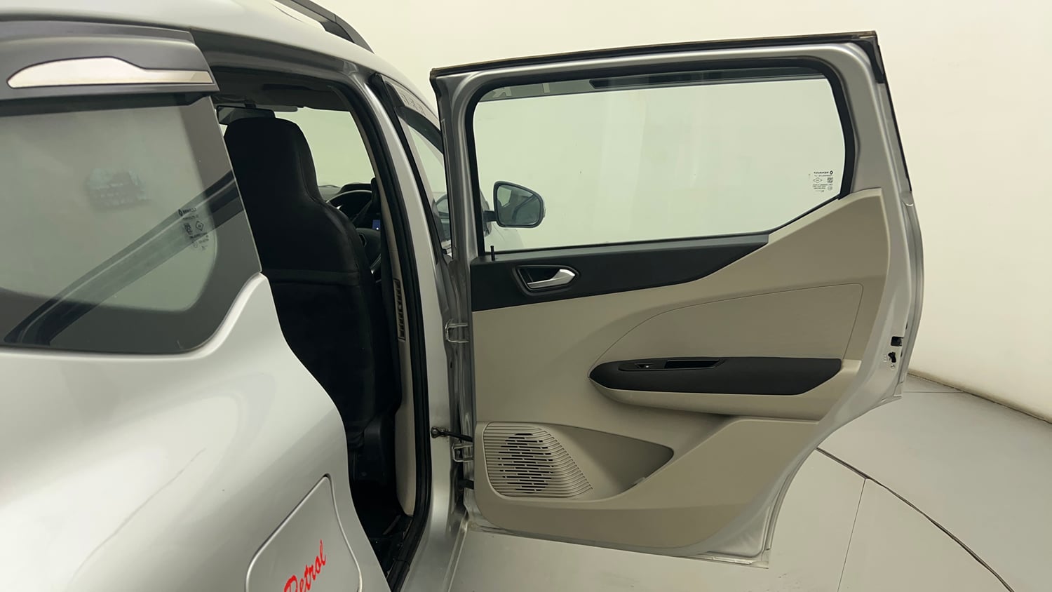 Used 2019 Renault Triber RXZ Petrol Manual interior RIGHT REAR DOOR OPEN VIEW