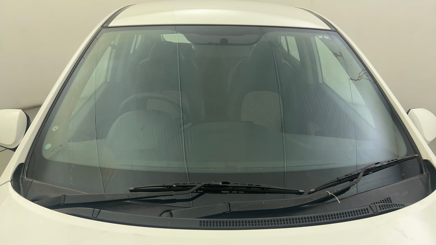 Used 2017 Hyundai Grand i10 Magna AT 1.2 Kappa VTVT Petrol Automatic exterior FRONT WINDSHIELD VIEW
