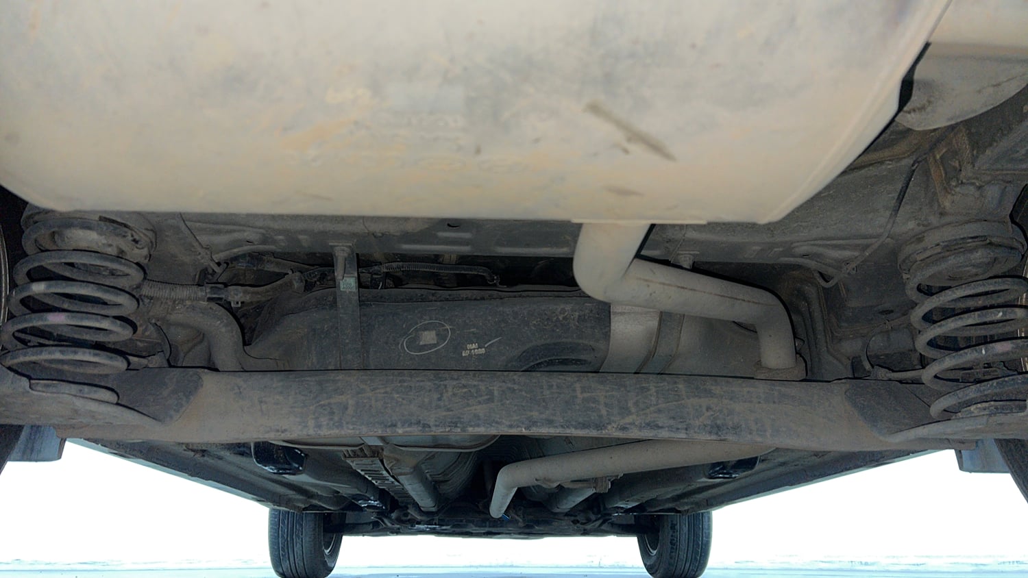 Used 2020 Hyundai Creta SX 1.6 AT CRDi Diesel Automatic extra REAR UNDERBODY VIEW (TAKEN FROM REAR)