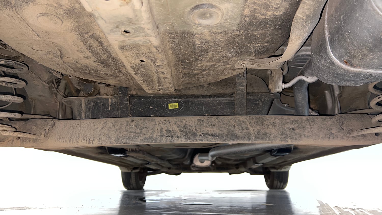 Used 2018 Hyundai Grand i10 Sportz 1.2 Kappa VTVT Petrol Manual extra REAR UNDERBODY VIEW (TAKEN FROM REAR)