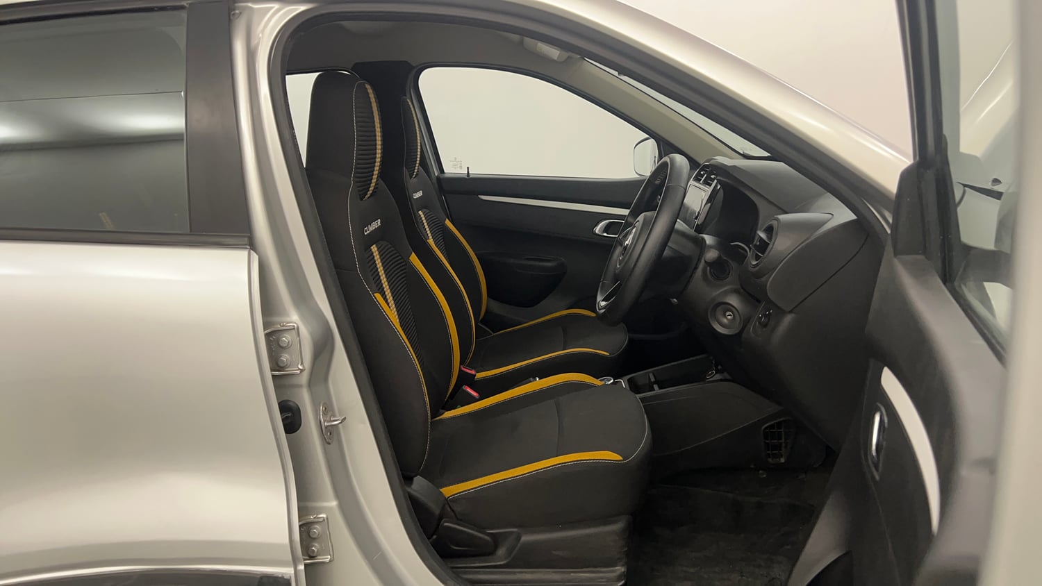 Used 2022 Renault Kwid CLIMBER AMT Petrol Automatic interior RIGHT SIDE FRONT DOOR CABIN VIEW