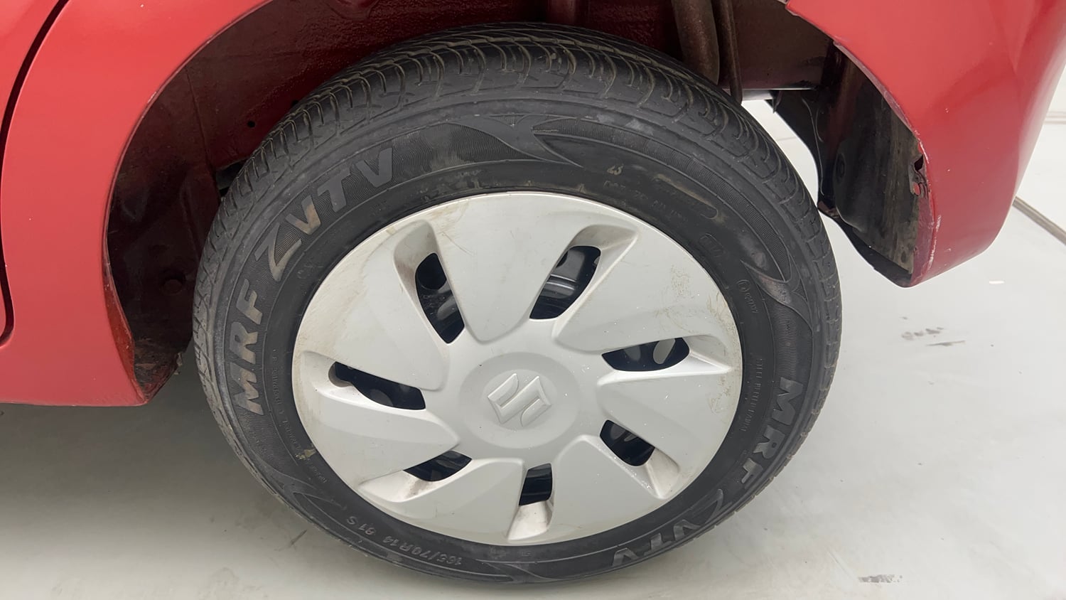 Used 2017 Maruti Suzuki Celerio ZXi AMT Petrol Automatic tyres LEFT REAR TYRE RIM VIEW