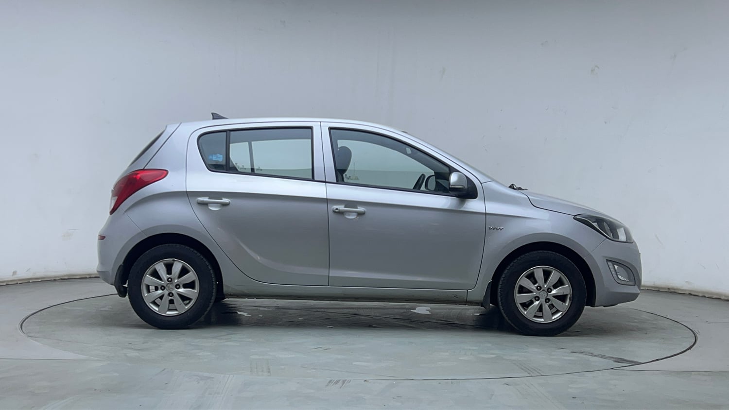 Used 2014 Hyundai i20 Sportz 1.2 Petrol Manual exterior RIGHT SIDE VIEW