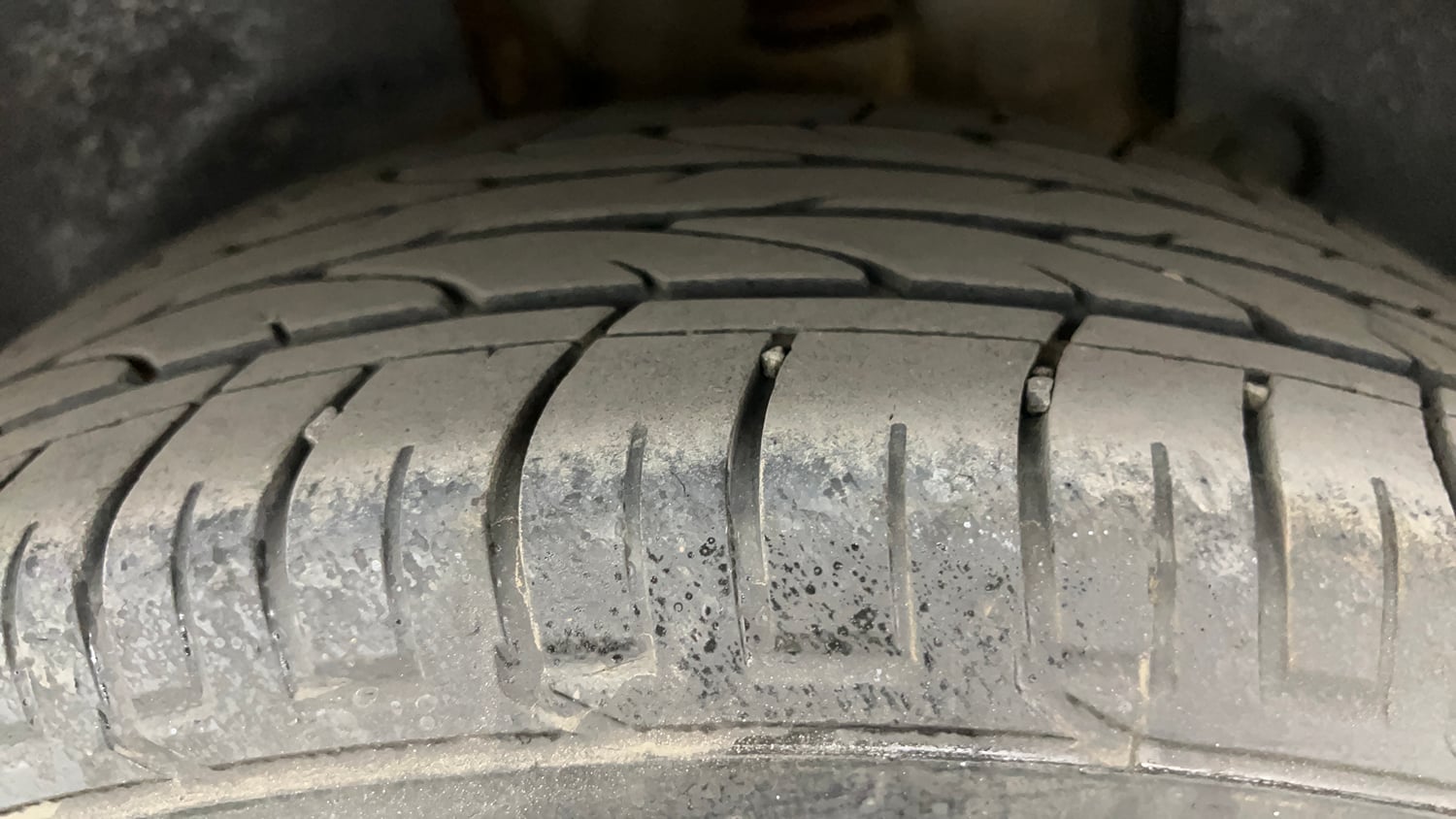 Used 2022 Kia Seltos GTX Plus 1.5 Diesel AT Diesel Automatic tyres LEFT REAR TYRE TREAD VIEW