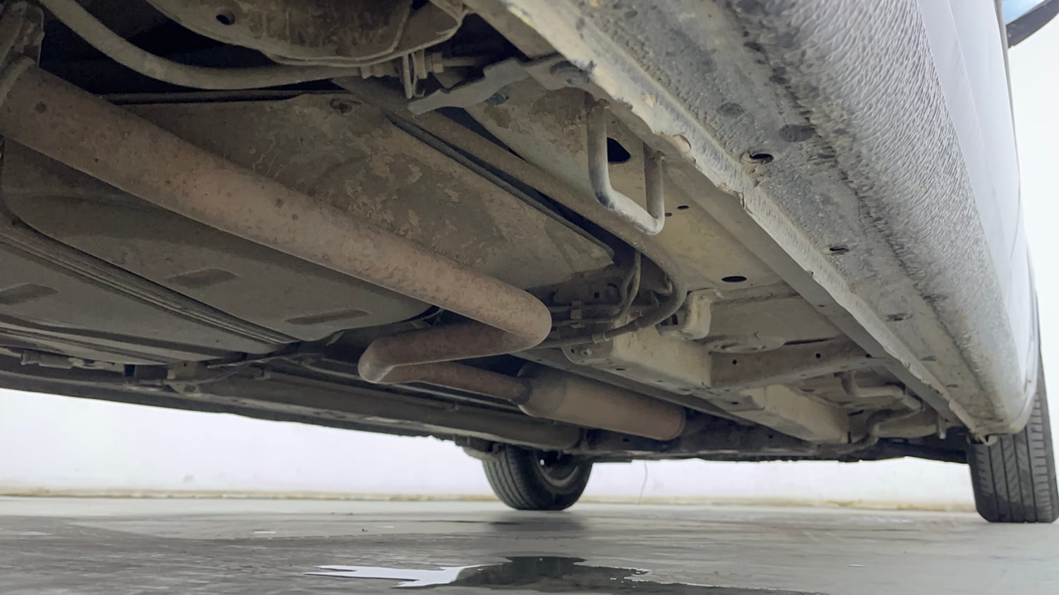 Used 2018 Maruti Suzuki Ertiga ZXI Petrol Manual extra REAR RIGHT UNDERBODY VIEW