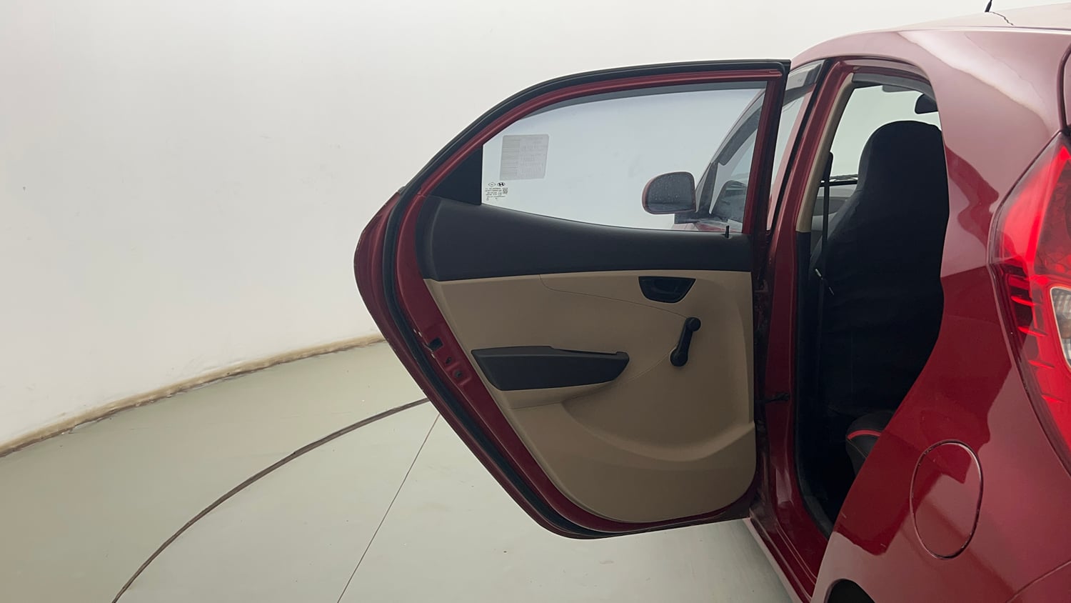 Used 2015 Hyundai Eon Magna + Petrol Manual interior LEFT REAR DOOR OPEN VIEW