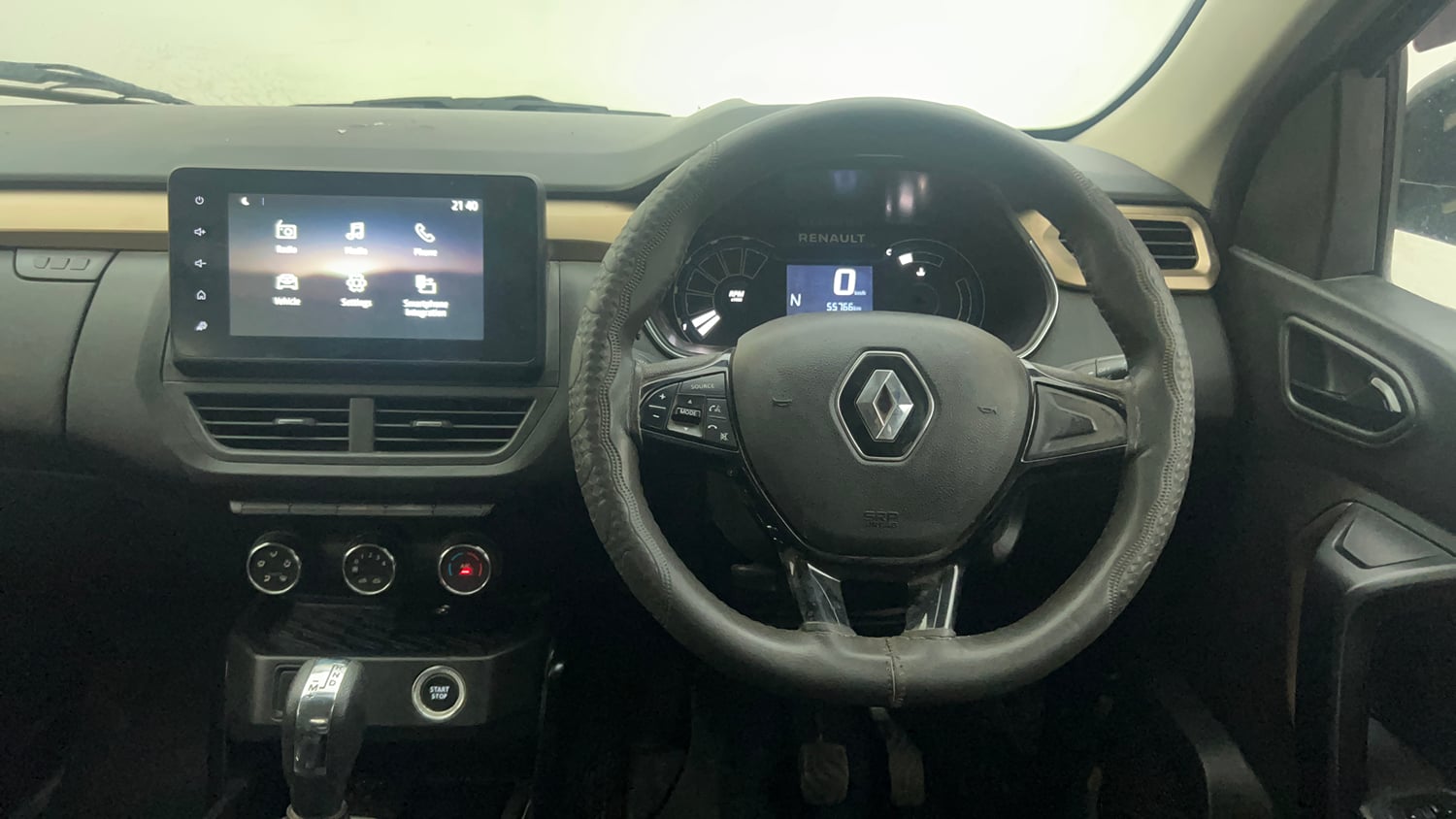 Used 2021 Renault Kiger RXT AMT Petrol Automatic interior STEERING VIEW