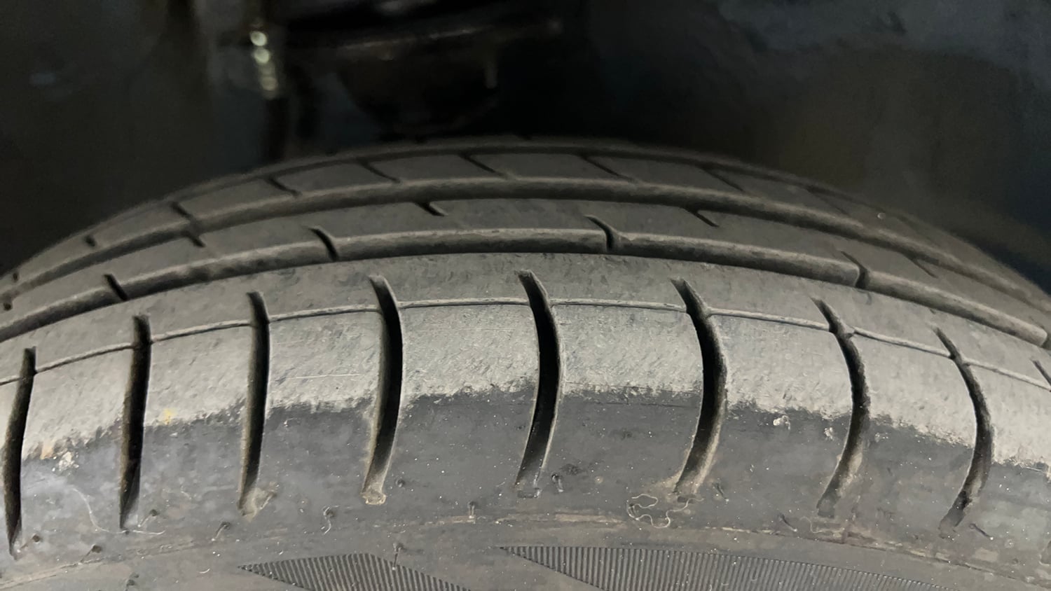 Used 2016 Maruti Suzuki Alto 800 Lxi Petrol Manual tyres RIGHT FRONT TYRE TREAD VIEW