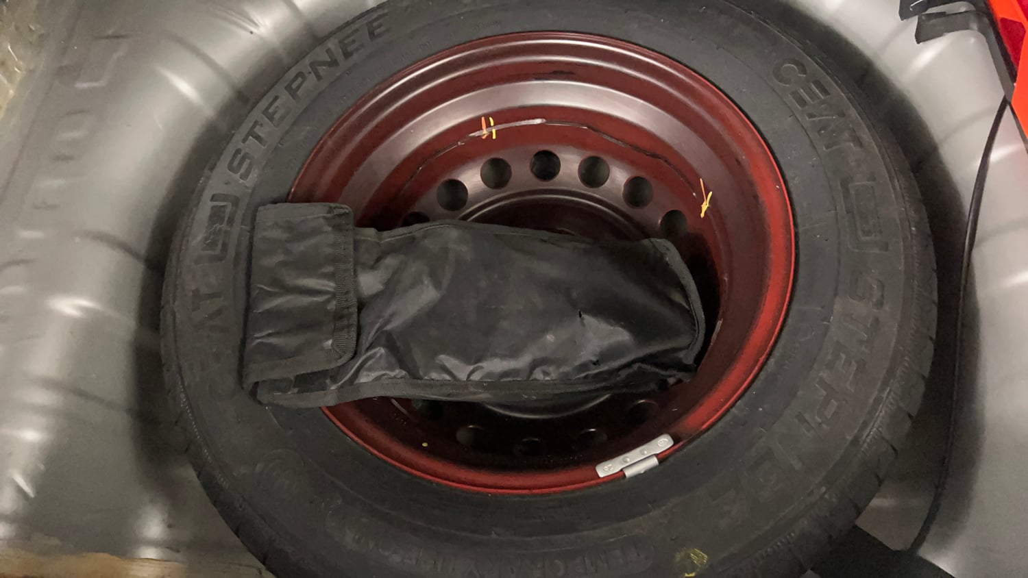 Used 2022 Renault Kwid CLIMBER AMT Petrol Automatic tyres SPARE TYRE VIEW