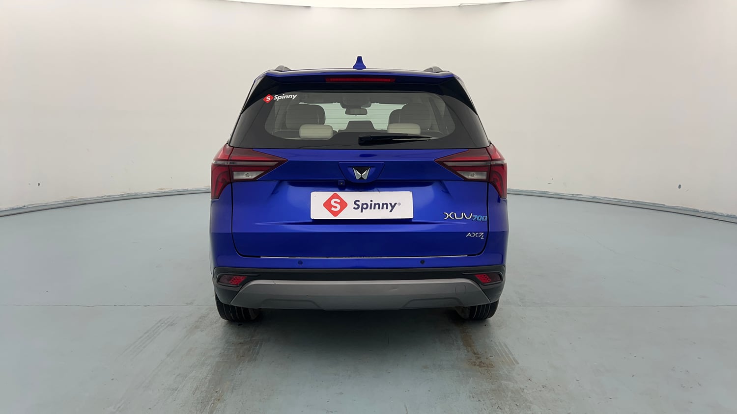 Used 2021 Mahindra XUV700 AX 7 Petrol AT Luxury Pack 7 STR Petrol Automatic exterior BACK VIEW