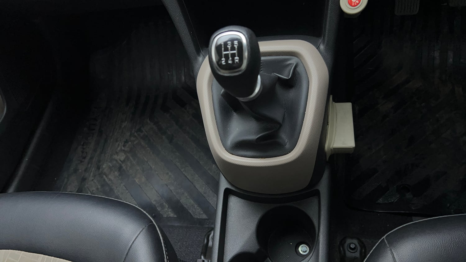 Used 2018 Hyundai Grand i10 Sportz 1.2 Kappa VTVT Petrol Manual interior GEAR  KNOB VIEW