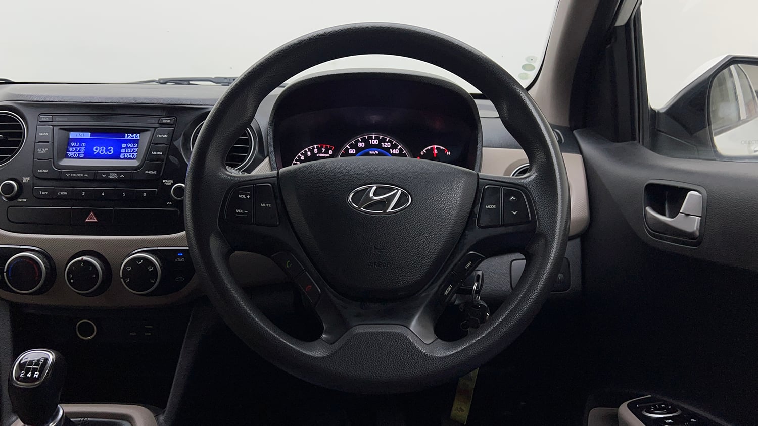 Used 2016 Hyundai Grand i10 Sportz 1.2 Kappa VTVT Petrol Manual interior STEERING VIEW