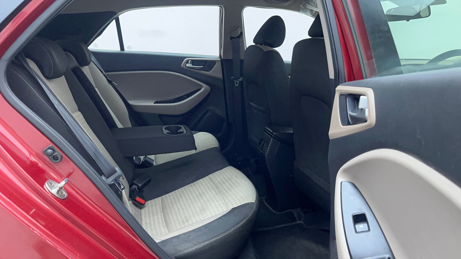 Used 2019 Hyundai Elite i20 Asta 1.2 (O) Petrol Manual interior RIGHT SIDE REAR DOOR CABIN VIEW