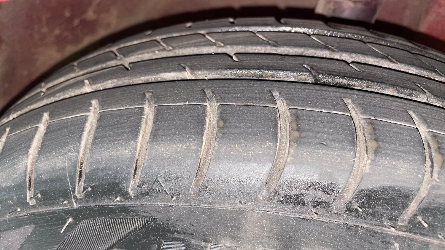Used 2016 Hyundai Eon D-Lite + Petrol Manual tyres RIGHT FRONT TYRE TREAD VIEW