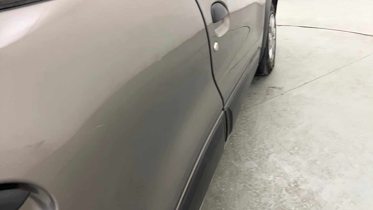 Used 2017 Renault Kwid CLIMBER 1.0 Petrol Manual dents MINOR DENT