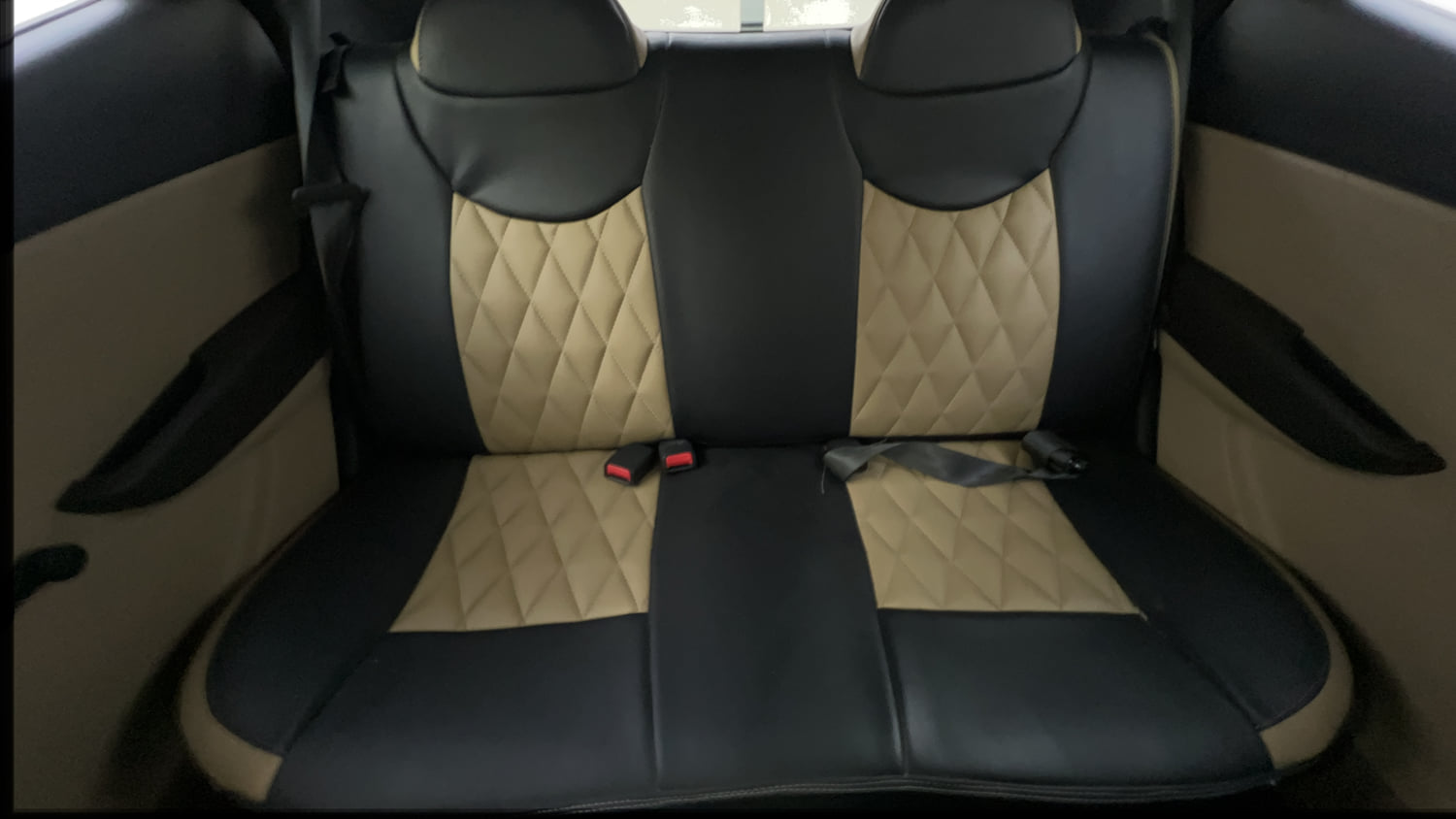 Used 2014 Hyundai Eon Era + Petrol Manual interior REAR SEAT CONDITION VIEW