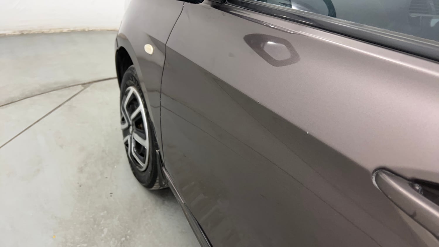 Used 2018 Tata Tiago Revotron XT Petrol Manual dents MINOR SCRATCH