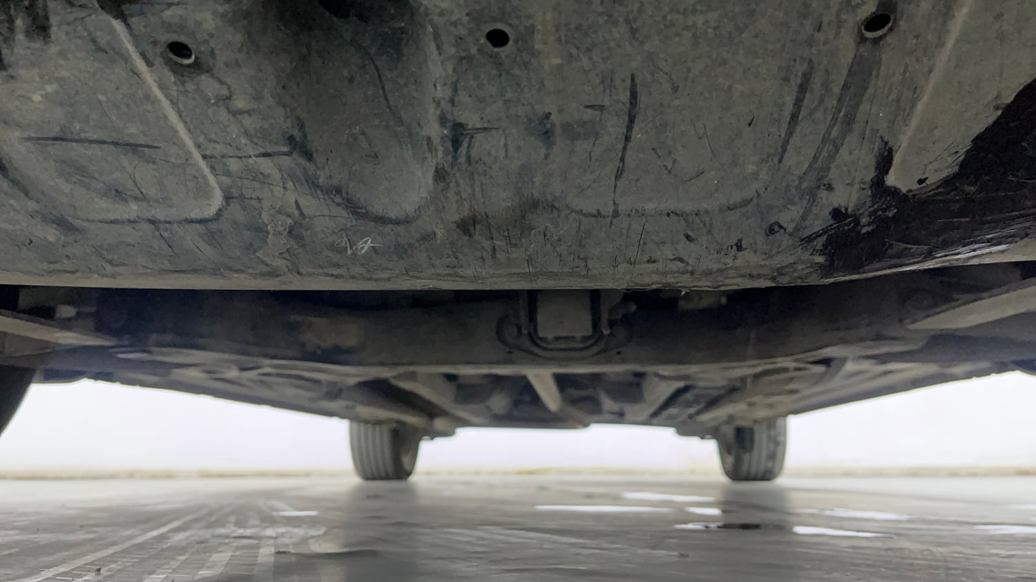 Used 2019 Hyundai Elite i20 Asta 1.2 (O) Petrol Manual extra FRONT LEFT UNDERBODY VIEW