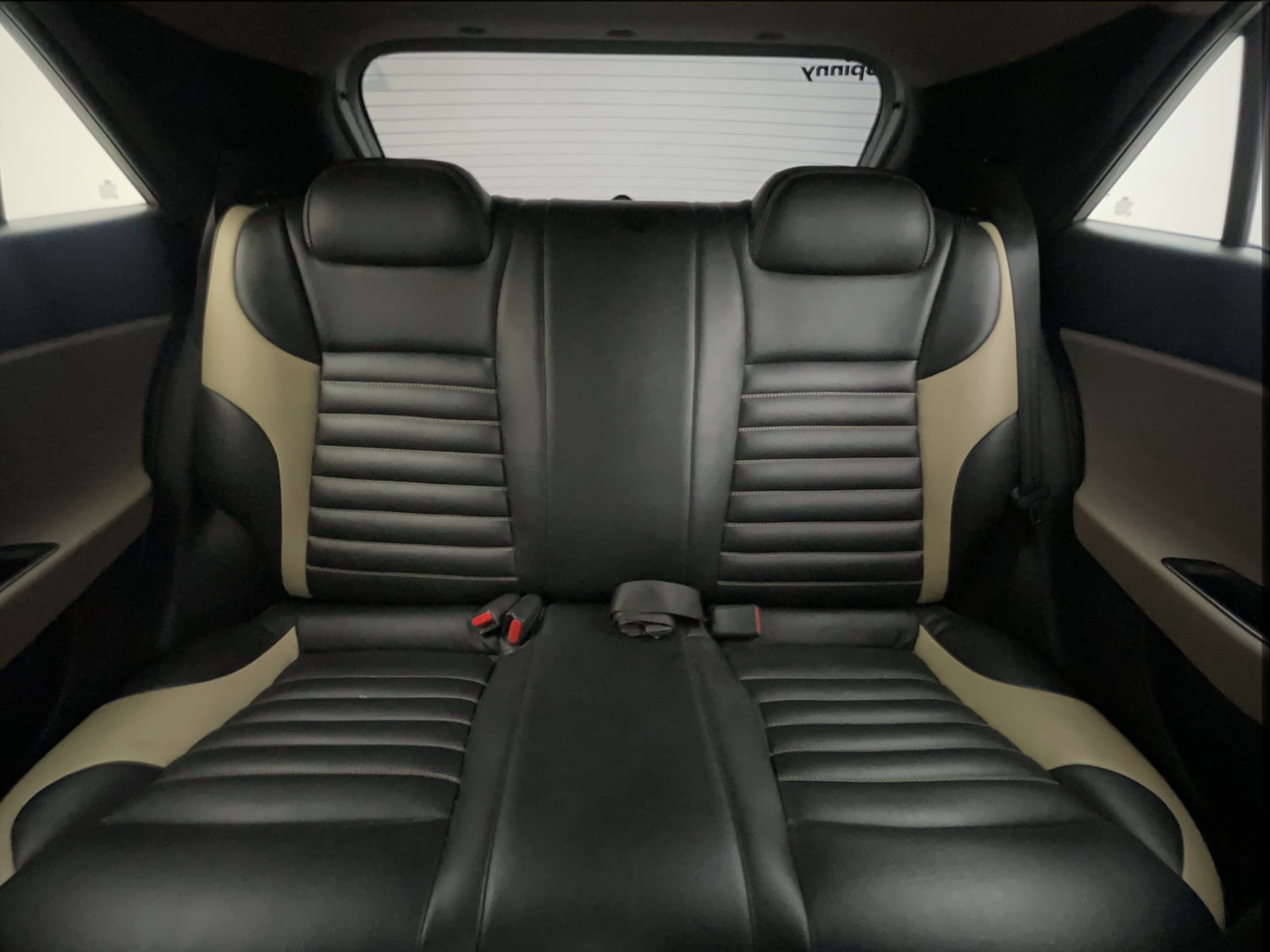 Used 2016 Hyundai Elite i20 Sportz 1.4 CRDI Diesel Manual interior REAR SEAT CONDITION VIEW