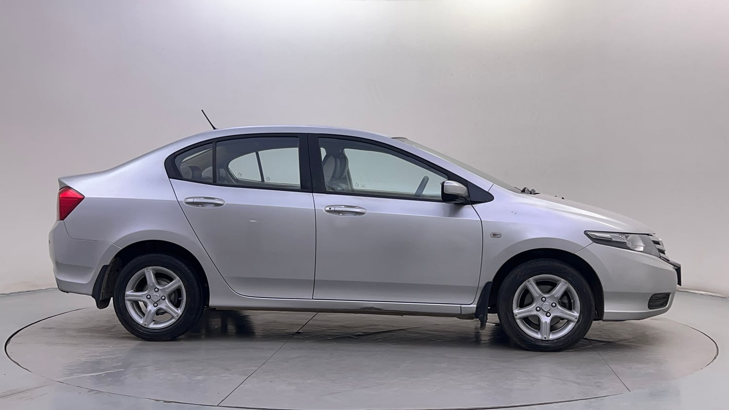 Used 2012 Honda City 1.5 E MT Petrol Manual exterior RIGHT SIDE VIEW