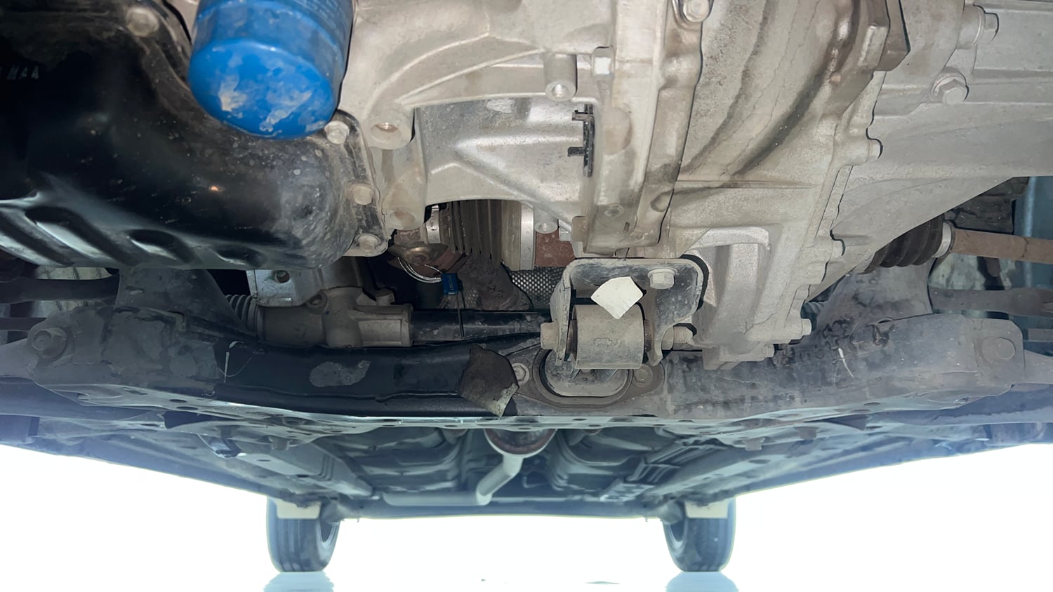 Used 2023 Hyundai Exter SX (O) 1.2 MT Petrol Manual extra FRONT LEFT UNDERBODY VIEW