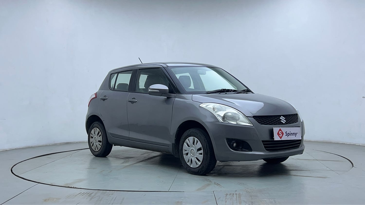 Used 2014 Maruti Suzuki Swift VXi Petrol Manual exterior RIGHT FRONT CORNER VIEW