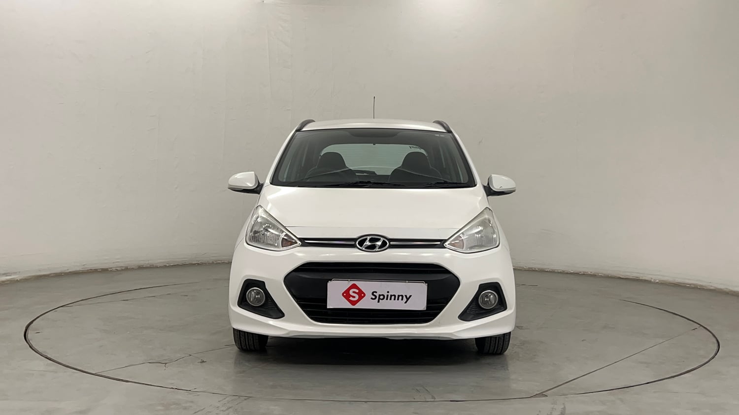 Used 2016 Hyundai Grand i10 Asta 1.2 Kappa VTVT (O) Petrol Manual exterior FRONT VIEW