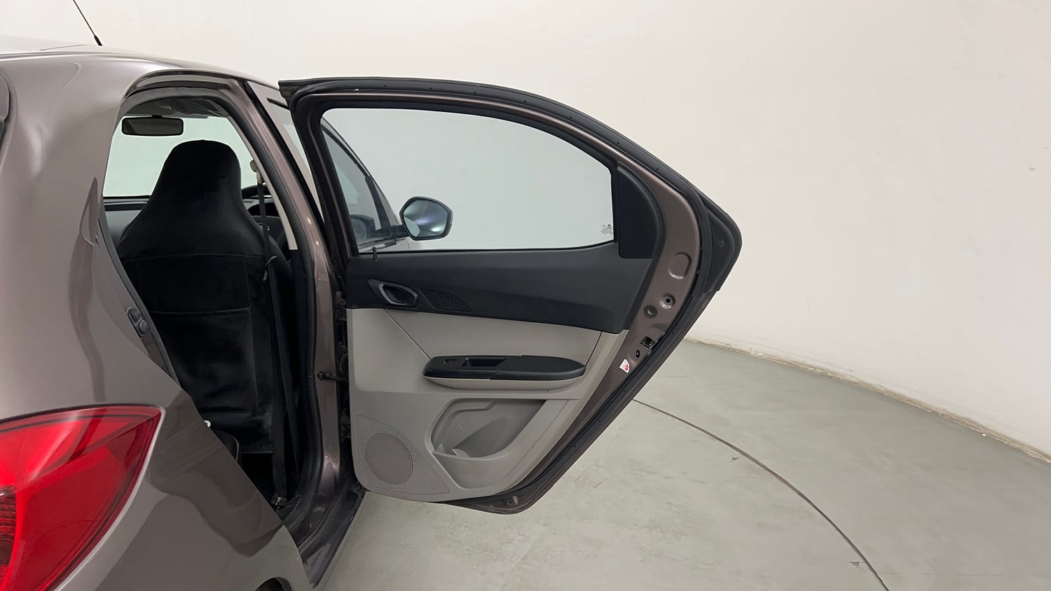 Used 2018 Tata Tiago Revotron XT Petrol Manual interior RIGHT REAR DOOR OPEN VIEW