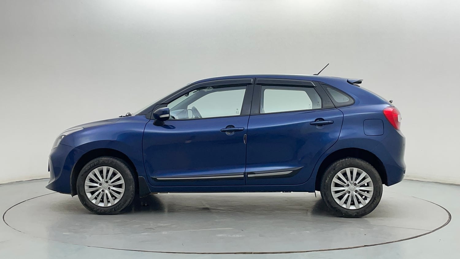 Used 2019 Maruti Suzuki Baleno Delta Petrol Manual exterior LEFT SIDE VIEW
