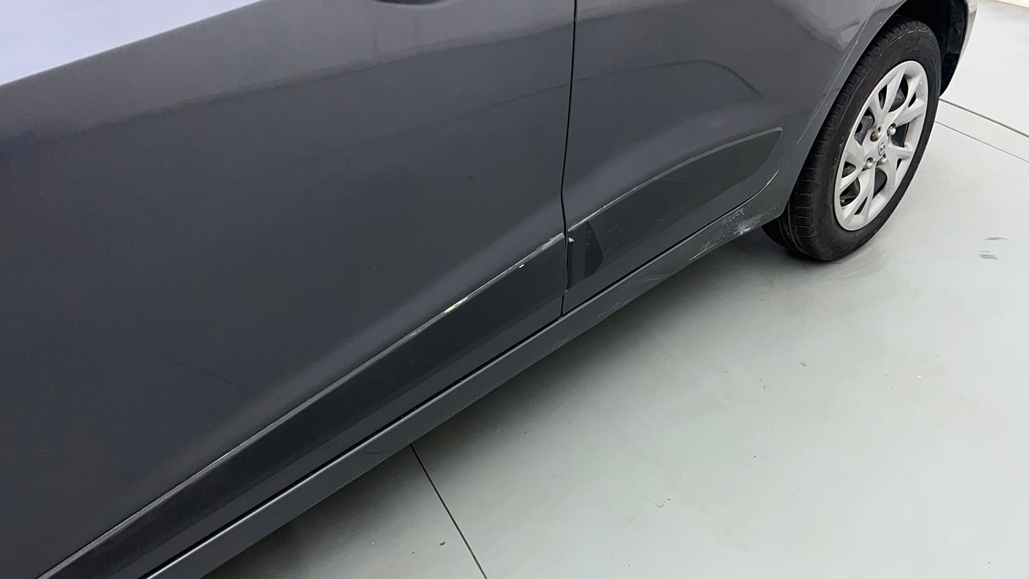 Used 2018 Hyundai Grand i10 Sportz 1.2 Kappa VTVT Petrol Manual dents MINOR DENT