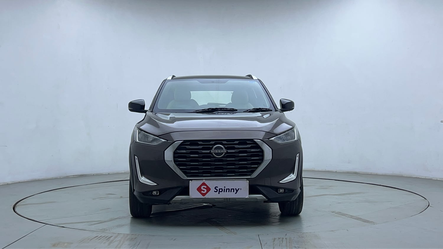 Used 2022 Nissan Magnite XV Turbo CVT Petrol Automatic exterior FRONT VIEW