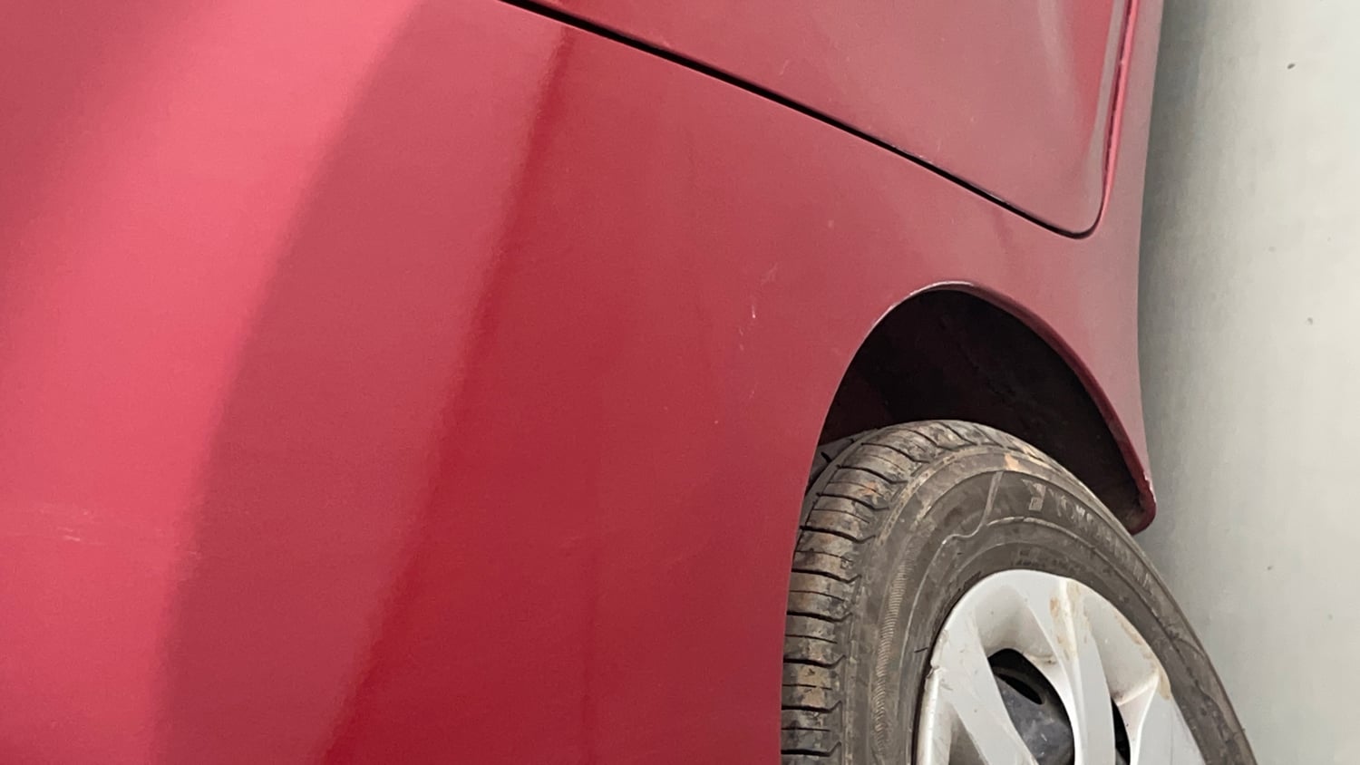 Used 2015 Hyundai Eon Magna + Petrol Manual dents MINOR DENT
