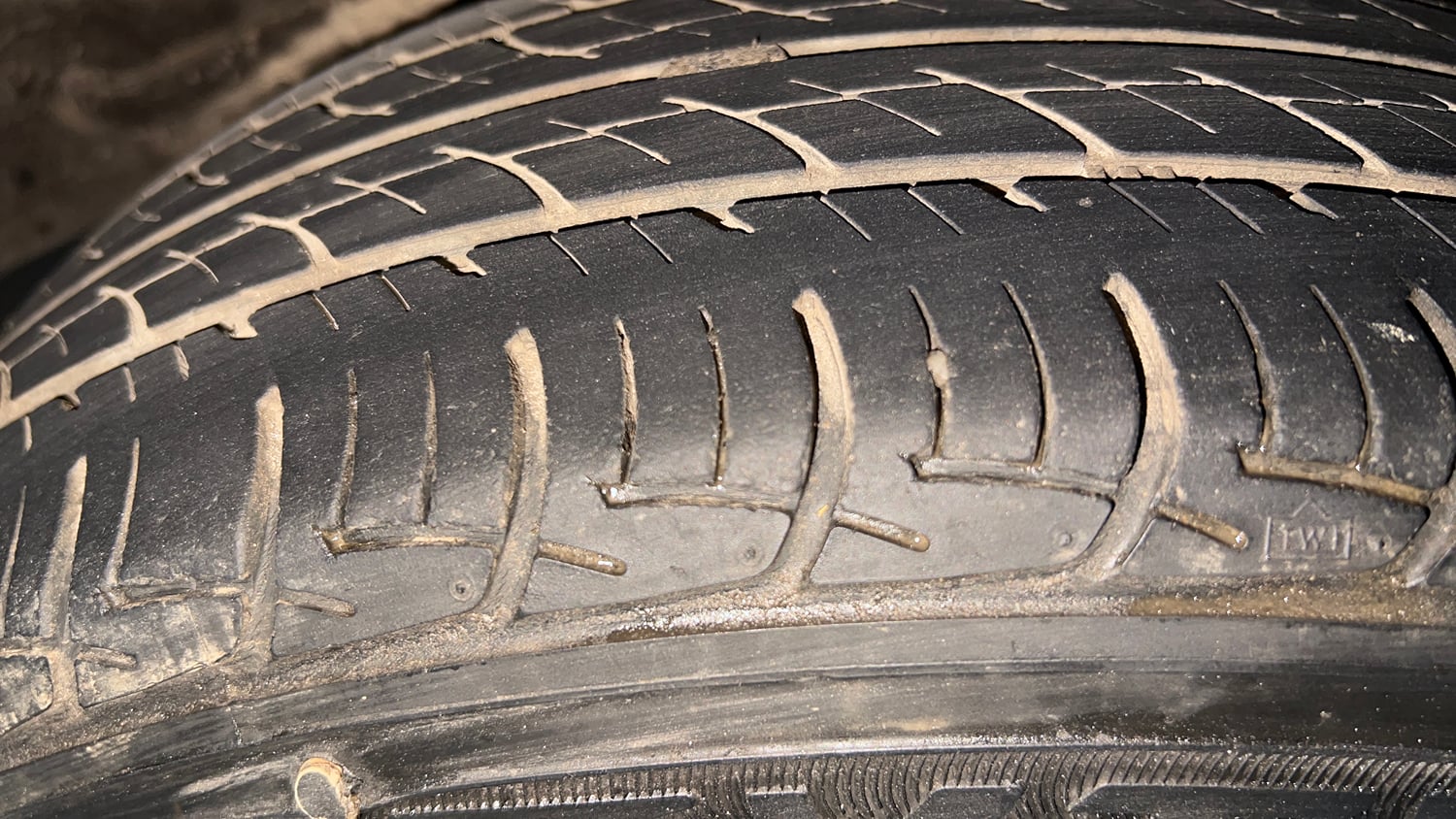 Used 2016 Honda Amaze 1.2 S i-VTEC Petrol Manual tyres LEFT REAR TYRE TREAD VIEW