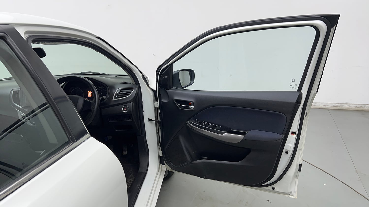 Used 2021 Maruti Suzuki Baleno Zeta Petrol Manual interior RIGHT FRONT DOOR OPEN VIEW