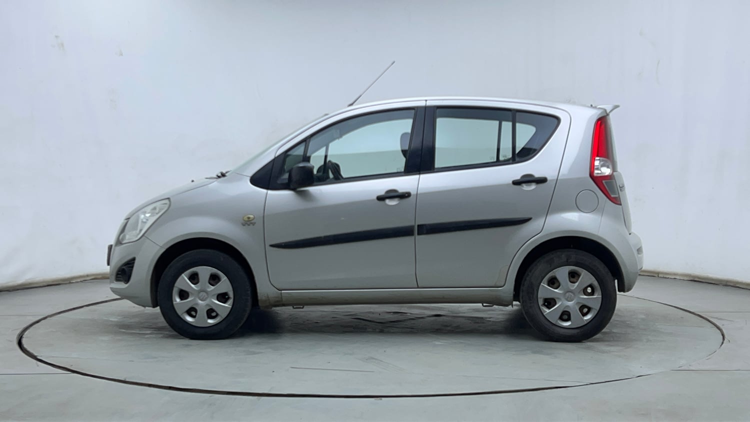 Used 2014 Maruti Suzuki Ritz Vxi BS-IV Petrol Manual exterior LEFT SIDE VIEW