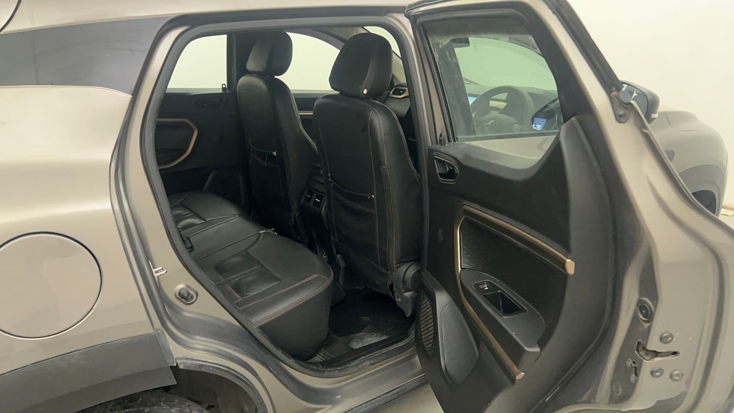 Used 2021 Renault Kiger RXT AMT Petrol Automatic interior RIGHT SIDE REAR DOOR CABIN VIEW