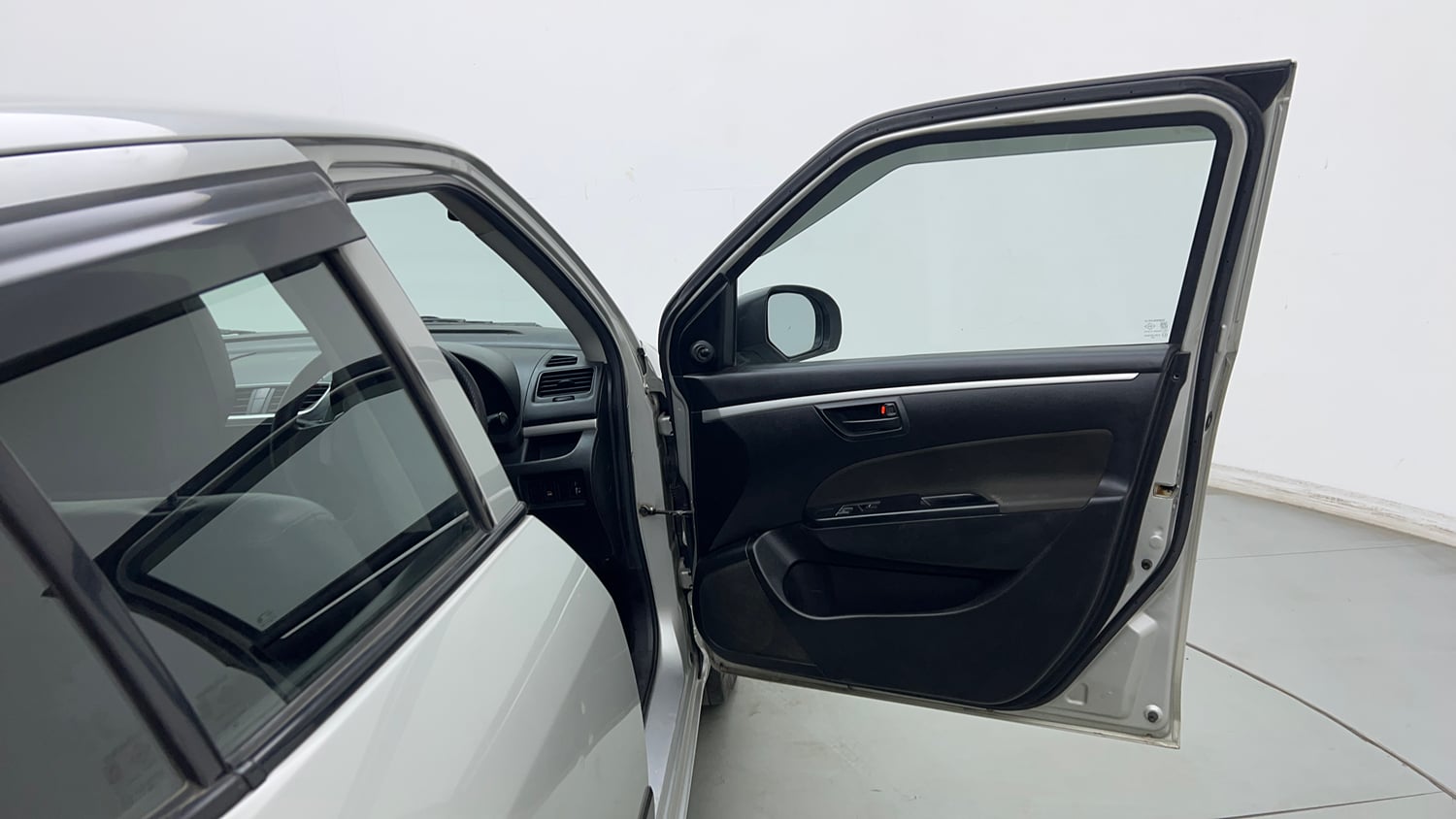 Used 2016 Maruti Suzuki Swift Lxi (O) Petrol Manual interior RIGHT FRONT DOOR OPEN VIEW