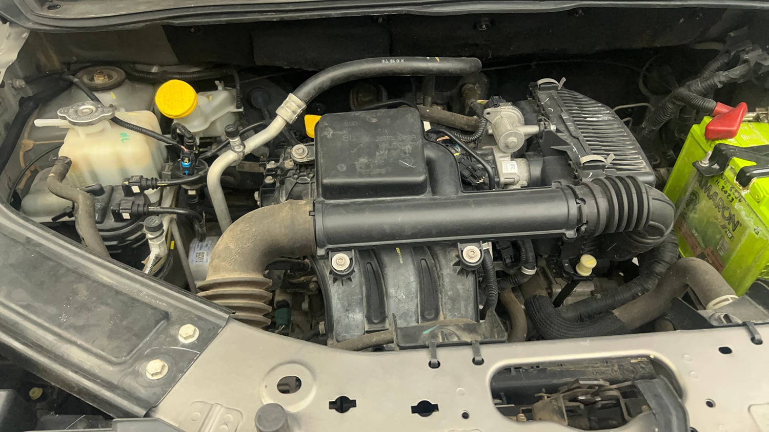 Used 2021 Renault Kiger RXT AMT Petrol Automatic engine ENGINE RIGHT SIDE VIEW