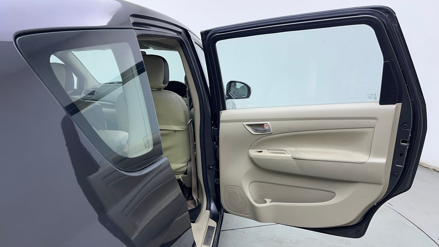 Used 2018 Maruti Suzuki Ertiga ZXI Petrol Manual interior RIGHT REAR DOOR OPEN VIEW