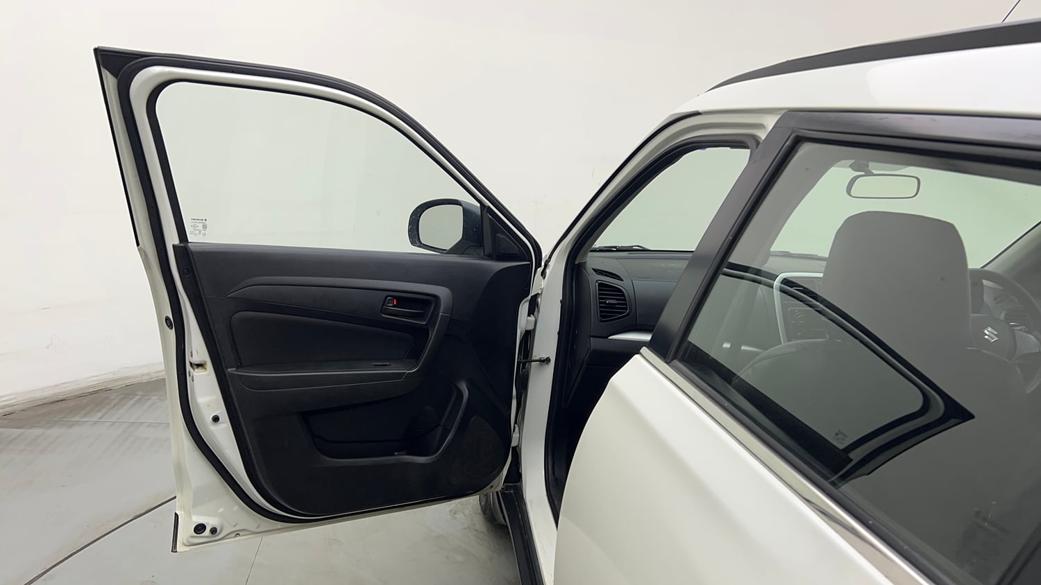 Used 2020 maruti-suzuki Vitara Brezza VXi Petrol Manual interior LEFT FRONT DOOR OPEN VIEW