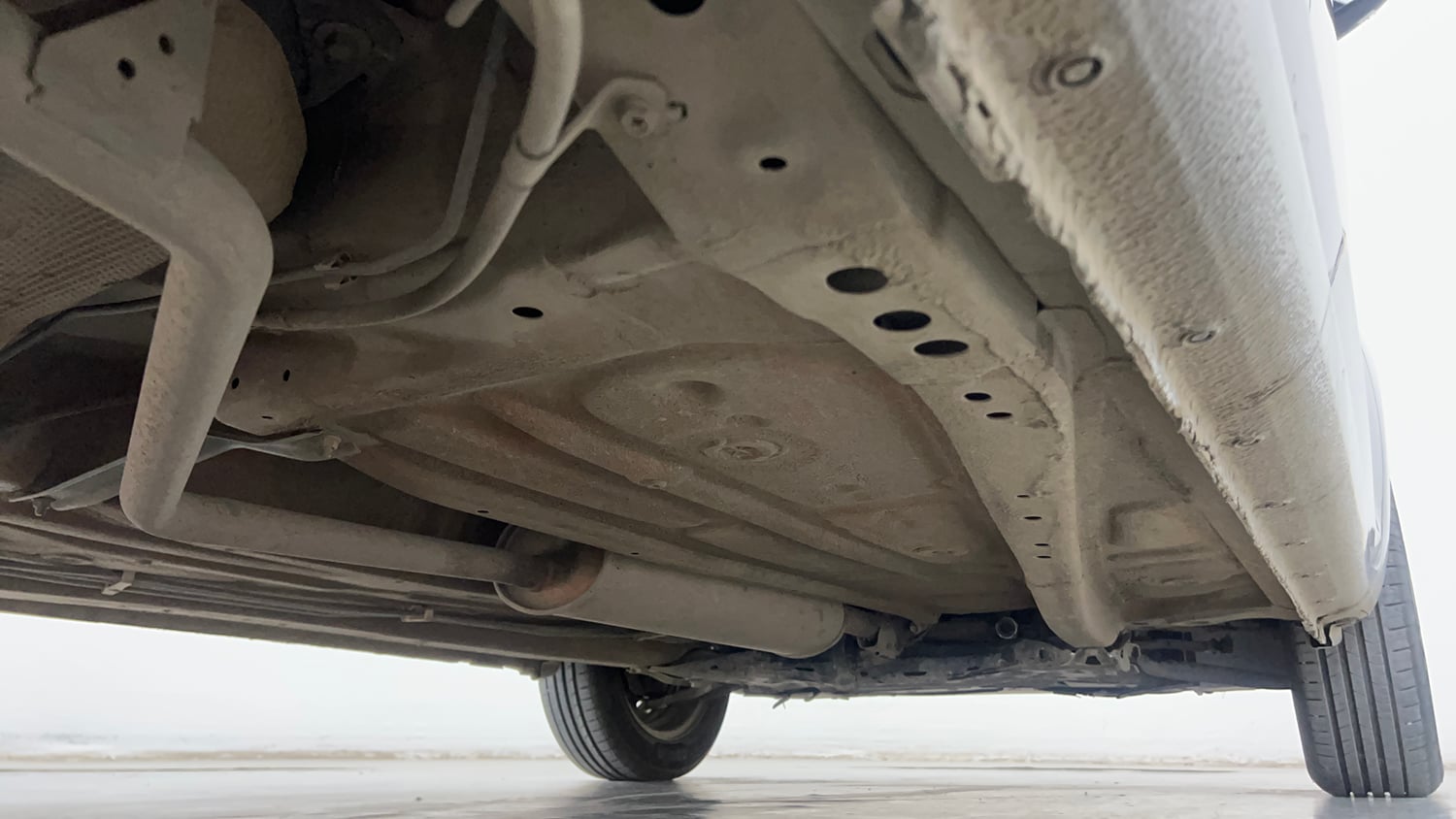 Used 2021 Maruti Suzuki Ignis Sigma 1.2 MT Petrol Manual extra REAR RIGHT UNDERBODY VIEW